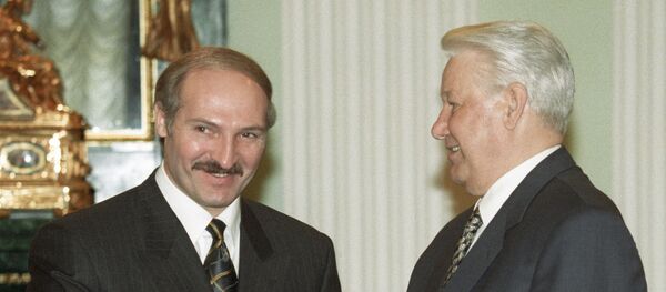 Александр Лукашенко и Борис Ельцин, 1998 год Александр Лукашенко и Борис Ельцин, 1998 год - Sputnik Беларусь