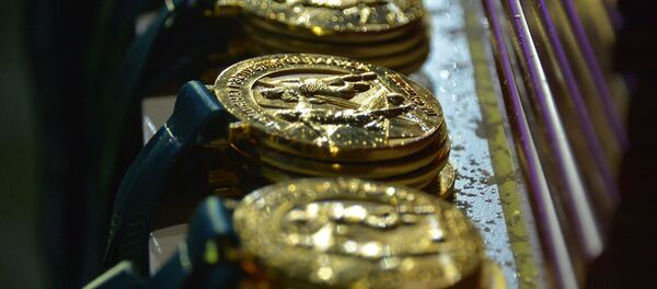 БАТЭ ўручылі залатыя медалі чэмпіёнаў Беларусі - Sputnik Беларусь