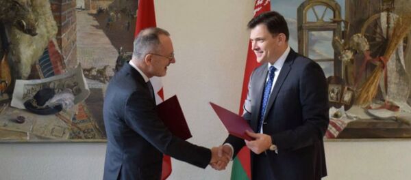 Беларусь подписала протокол в рамках присоединения к ВТО со Швейцарией Беларусь подписала протокол в рамках присоединения к ВТО со Швейцарией - Sputnik Беларусь