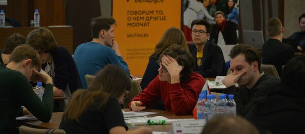 Не батанікі, а прафесіяналы: у Мінску праходзіць турнір для маладых знаўцаў - Sputnik Беларусь