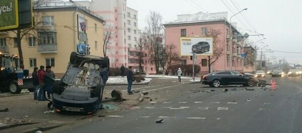 ДТП на пересечении улиц Орловской и Нововиленской - Sputnik Беларусь