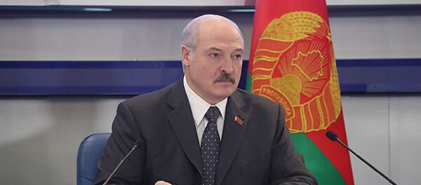 Лукашэнка папрасіў урад даць справаздачу па экспарце Лукашэнка папрасіў урад даць справаздачу па экспарце - Sputnik Беларусь