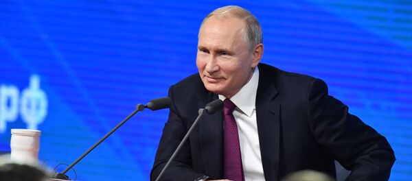 Ежегодная большая пресс-конференция президента РФ В. Путина Ежегодная большая пресс-конференция президента РФ В. Путина - Sputnik Беларусь