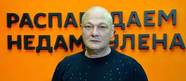 Гінзбург: кінарэжысёры адмяраюць жыццё па сваіх фільмах - Sputnik Беларусь