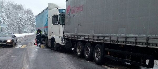 ДТП на трассе М3  - Sputnik Беларусь