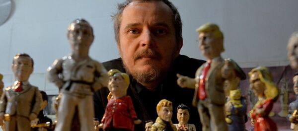 Скульптор Леонид Головко и его персонажи - Sputnik Беларусь