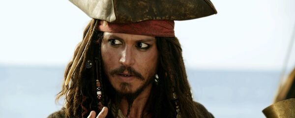Голливудский киноактер Джонни Депп в образе пиратского капитана Джека Воробья  - Sputnik Беларусь