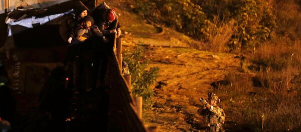 Ситуация на границе США и Мексики Ситуация на границе США и Мексики - Sputnik Беларусь