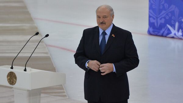 Президент Беларуси Александр Лукашенко на открытии Рождественского турнира - Sputnik Беларусь
