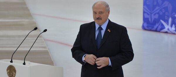 Президент Беларуси Александр Лукашенко на открытии Рождественского турнира Президент Беларуси Александр Лукашенко на открытии Рождественского турнира - Sputnik Беларусь
