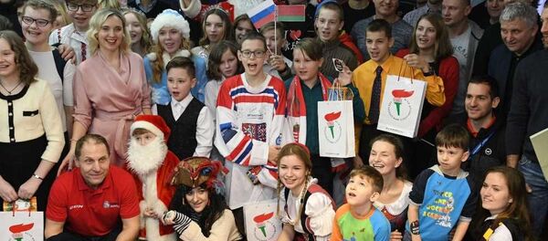 Благотворительная акция Рождественская традиция  - Sputnik Беларусь