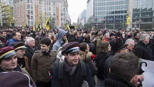 Массовые протесты в Брюсселе против миграционного пакта ООН - Sputnik Беларусь