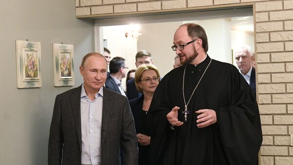 Президент РФ В. Путин посетил Детский хоспис в Санкт-Петербурге - Sputnik Беларусь