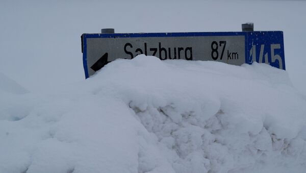 Снегопады в Европе - Sputnik Беларусь