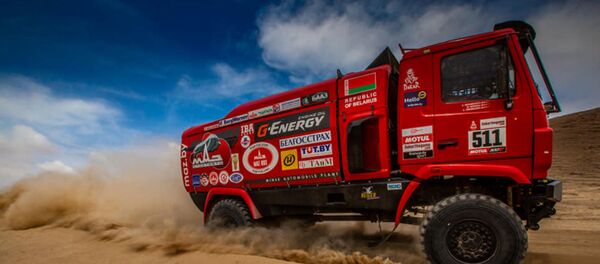 Беларусы фінішавалі чацвёртымі на чарговым этапе Дакара Беларусы фінішавалі чацвёртымі на чарговым этапе Дакара - Sputnik Беларусь