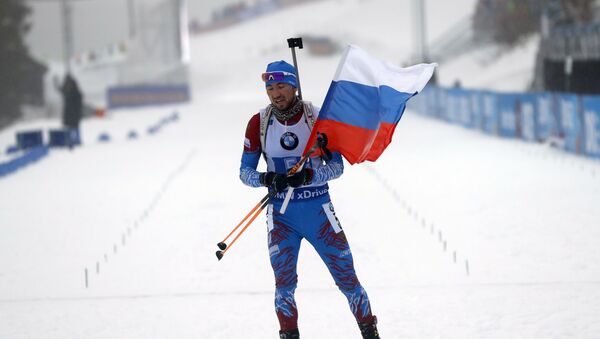Александр Логинов финиширует на эстафете в Оберхофе - Sputnik Беларусь