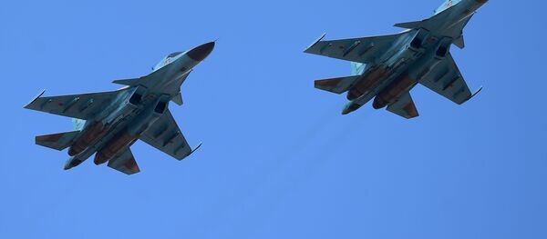 Истребители-бомбардировщики СУ-34, архивное фото - Sputnik Беларусь