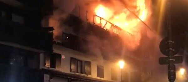 Пожар дома на французском горнолыжном курорте Куршевель - Sputnik Беларусь