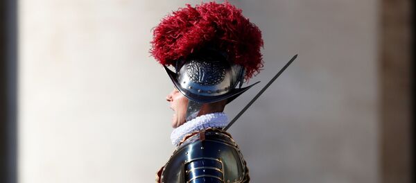 Гвардеец в Ватикане - Sputnik Беларусь