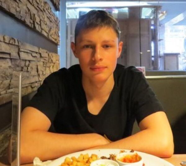 Молодой человек пропал без вести в Минске Молодой человек пропал без вести в Минске - Sputnik Беларусь