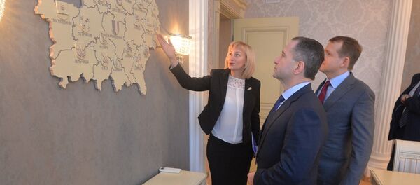 Посол России Михаил Бабич в Гомельской области с рабочим визитом Посол России Михаил Бабич в Гомельской области с рабочим визитом - Sputnik Беларусь