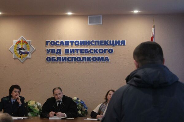 Тюрьма и огромный штраф, или Как пьяный витеблянин на мопеде покатался - Sputnik Беларусь