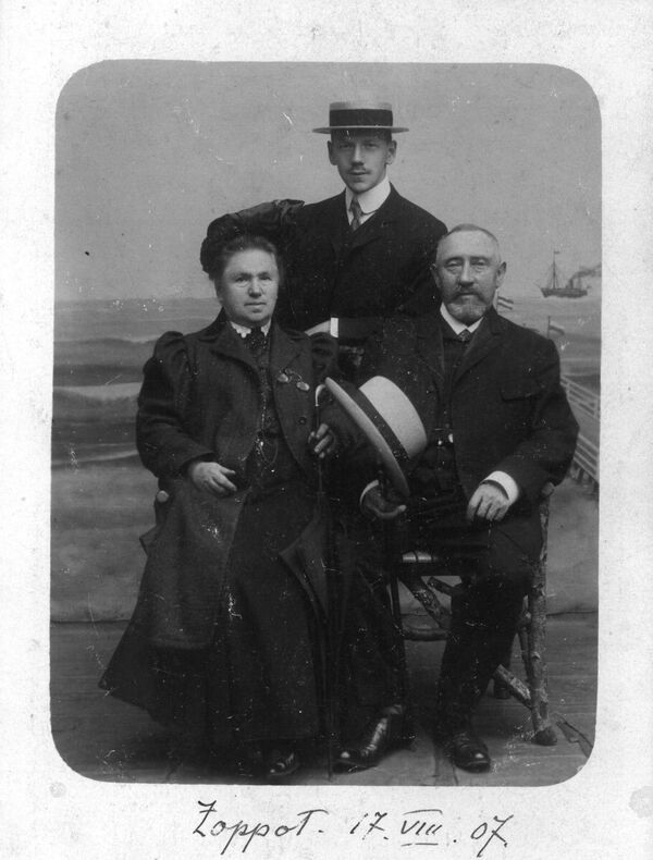 Минск, трамвайная остановка Стадион, профессору Шапиро… Минск, трамвайная остановка Стадион, профессору Шапиро… - Sputnik Беларусь