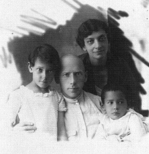 Минск, трамвайная остановка Стадион, профессору Шапиро… Минск, трамвайная остановка Стадион, профессору Шапиро… - Sputnik Беларусь