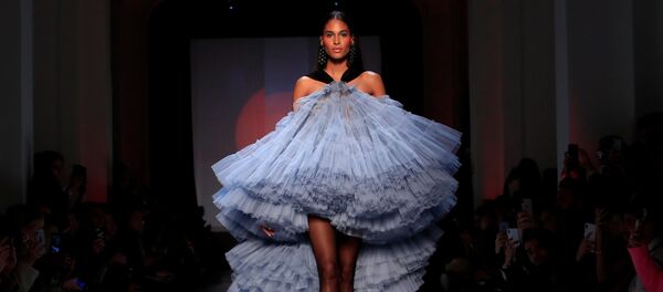 Неделя высокой моды в Париже: Jean Paul Gaultier Неделя высокой моды в Париже: Jean Paul Gaultier - Sputnik Беларусь