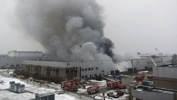Крупный пожар произошел в торговом центре в Варшаве - Sputnik Беларусь