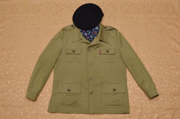 Куртка Васіля Быкава - Sputnik Беларусь