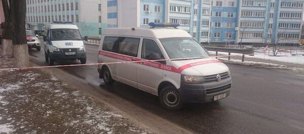 Машина саперов у здания КГК в Мозыре - Sputnik Беларусь