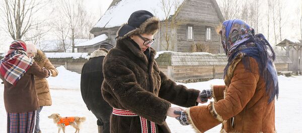 У Строчыцах паказалі, як кахаць па-беларуску - Sputnik Беларусь