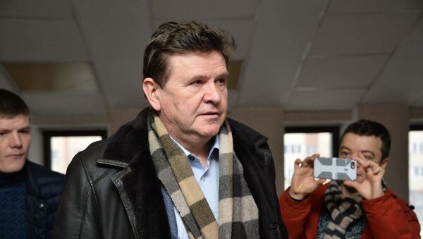 Белецкий пришел в суд за несколько минут до начала судебного процесса, от комментариев для СМИ он отказался - Sputnik Беларусь