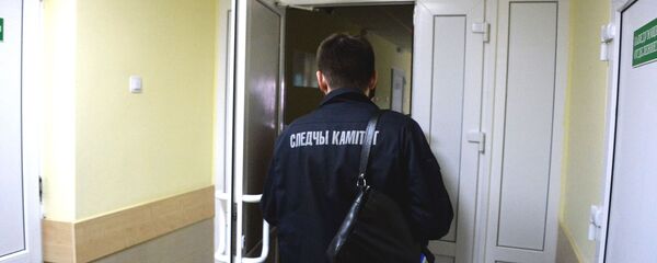 Сотрудник Следственного комитета в больнице в Столбцах - Sputnik Беларусь