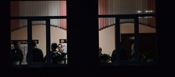 Занятия в школе №2 в Столбцах возобновились на следующий день после трагедии, но некоторых детей родители не отпустили в школу - Sputnik Беларусь