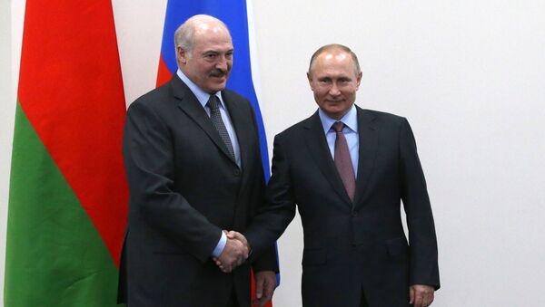 Президент России Владимир Путин и президент Беларуси Александр Лукашенко в Сочи - Sputnik Беларусь