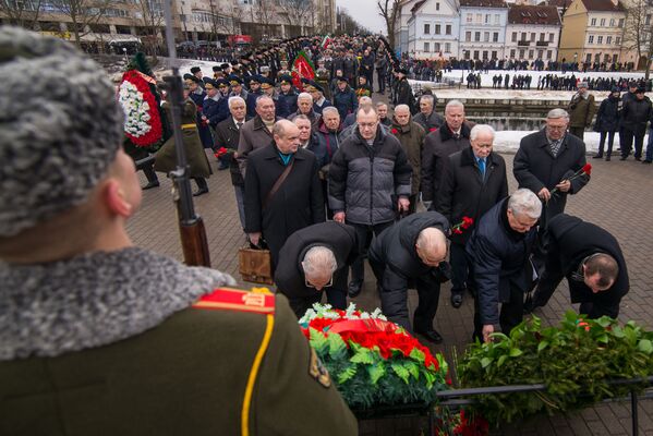 На Острове слез состоялась ежегодная акция в память о воинах-интернационалистах - Sputnik Беларусь