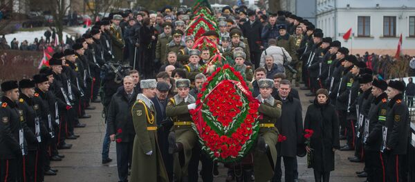 На Острове слез состоялась ежегодная акция в память о воинах-интернационалистах - Sputnik Беларусь