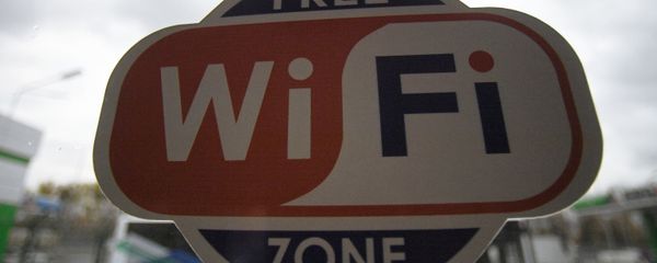 Знак WiFi точки доступа в интернет Знак WiFi точки доступа в интернет - Sputnik Беларусь