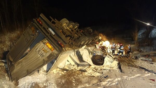 Автопоезд попал в аварию и перевернулся в Витебском районе - Sputnik Беларусь