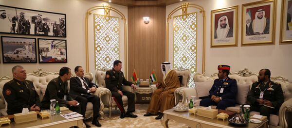 Равков в Абу-Даби провел переговоры с министром обороны ОАЭ - Sputnik Беларусь