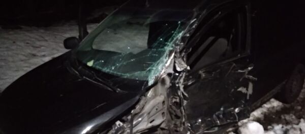 В Бобруйске Рено выехал на встречную и столкнулся фурой - Sputnik Беларусь