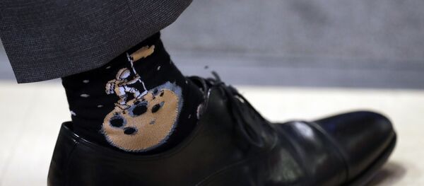 Носки, посвященные экспедиции НАСА на Марс Opportunity - Sputnik Беларусь