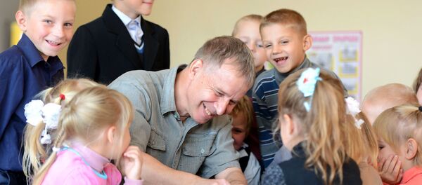 Сергей Гацко – единственный на Гомельщине мужчина-воспитатель - Sputnik Беларусь