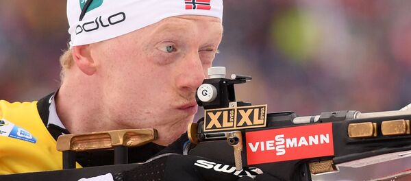 Норвежский биатлонист Йоханнес Бё Норвежский биатлонист Йоханнес Бё - Sputnik Беларусь