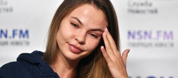 Пресс-конференция Насти Рыбки Пресс-конференция Насти Рыбки - Sputnik Беларусь