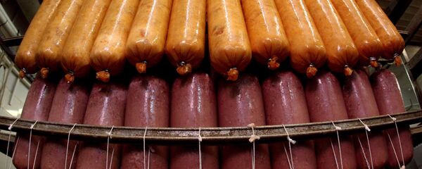 Колбасные изделия, архивное фото Колбасные изделия, архивное фото - Sputnik Беларусь