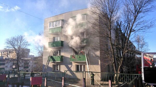 Пожар на улице Лермонтова в Минске - Sputnik Беларусь