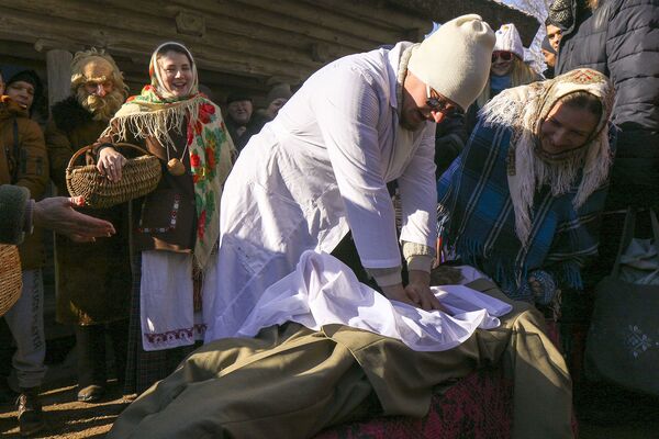 Масленіца ў Строчыцах - Sputnik Беларусь